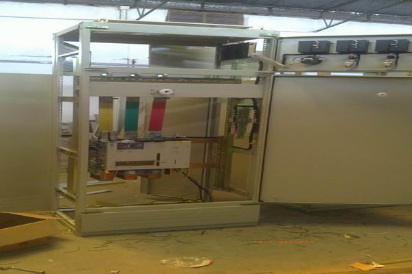 金山屯控制柜-3683品牌总闸控制柜的使用原则